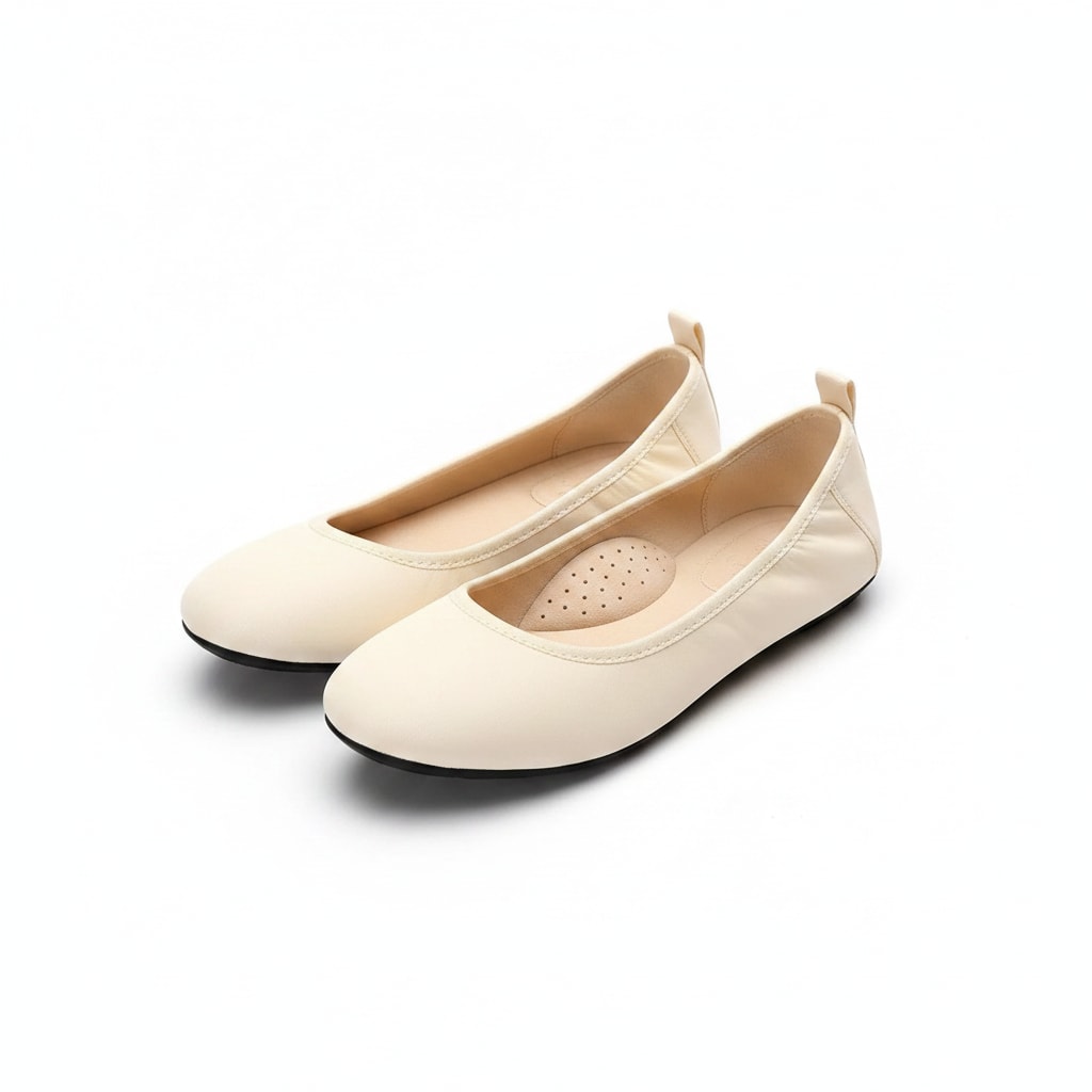 ballerines orthopédiques femme, packshot fond blanc — élégance et soutien — STRYDECARE